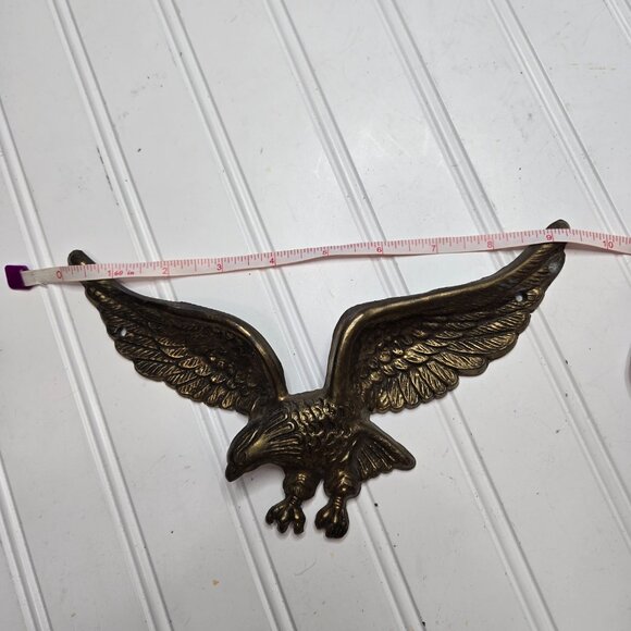 Vintage Wall Plaque American Bald Eagle In Flight Cast Brass 9 in x 5 in #7037 - Picture 4 of 7